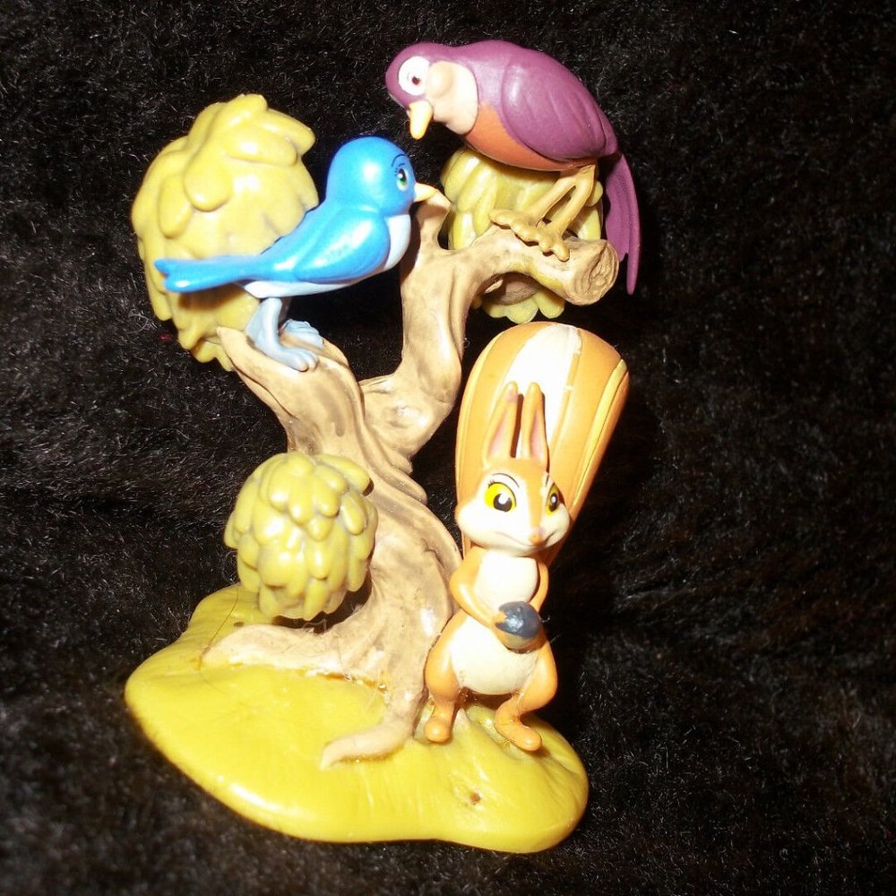 DISNEY SOFIA THE FIRST Tree w/squirrel birds Figure